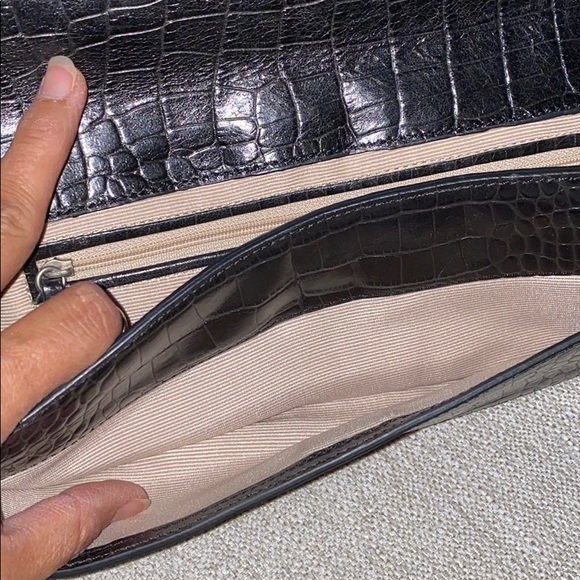 Ann Taylor clutch - Picture 4 of 4